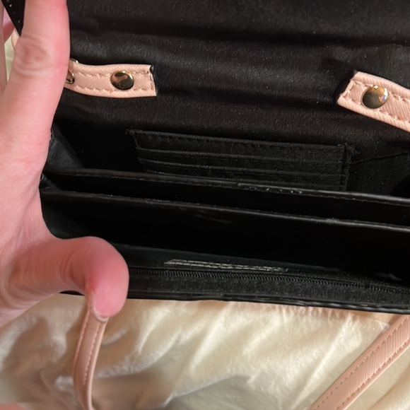 Kenneth Cole Pink Cross Body - Picture 2 of 3